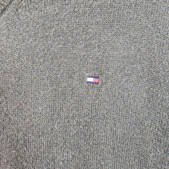 Tommy Hilfiger Green V-Neck Sweater Mens Medium Logo Long Sleeve Preppy Office - Picture 3 of 7